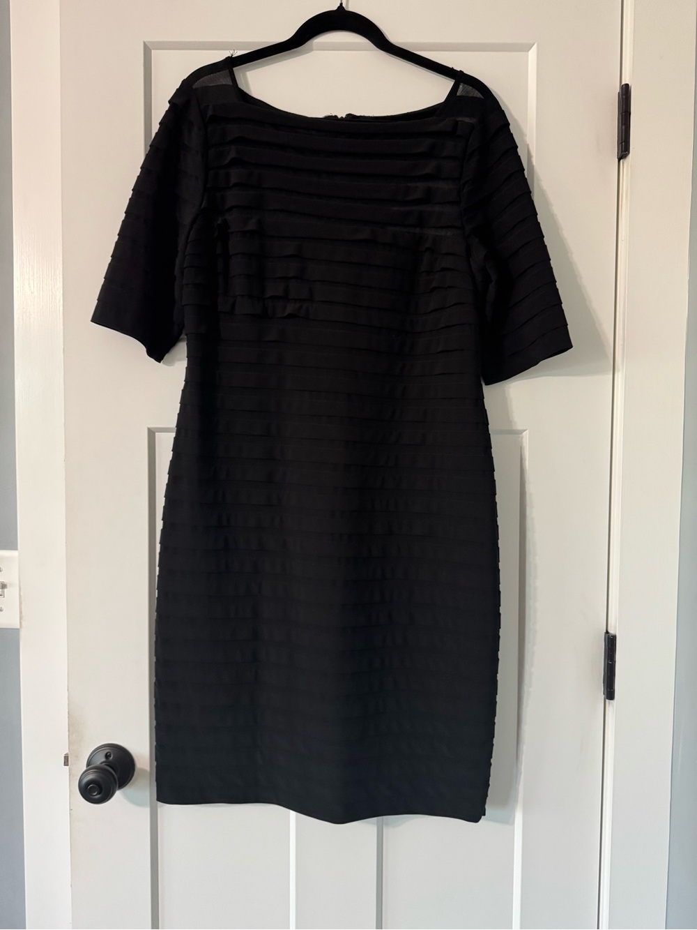 Simply Liliana Black Textured Midi Shift Dress